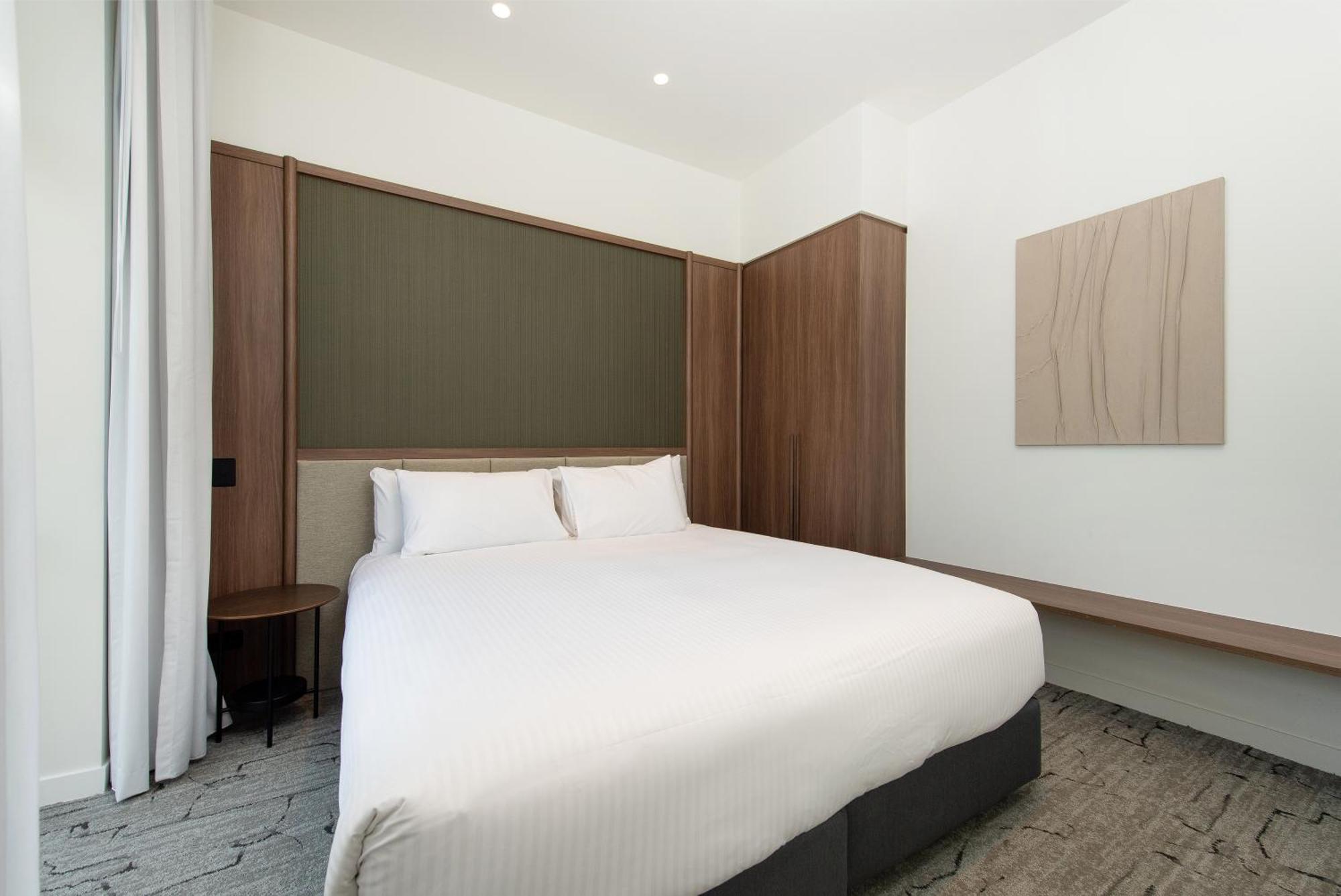The George Hotel Adelaide Room photo